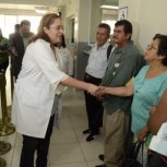 DISTRIBUCIÓN DE MEDICAMENTOS AL HOSPITAL ROSALES Y VISITA DE LA MINISTRA DE SALUD