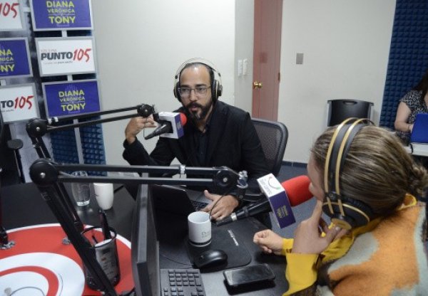 EntrevistaconDianaVernicayTonyComisionadoPresidencialparaProyectosEstratgicoscu_e520x360